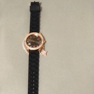 Claire’s silicone star watch